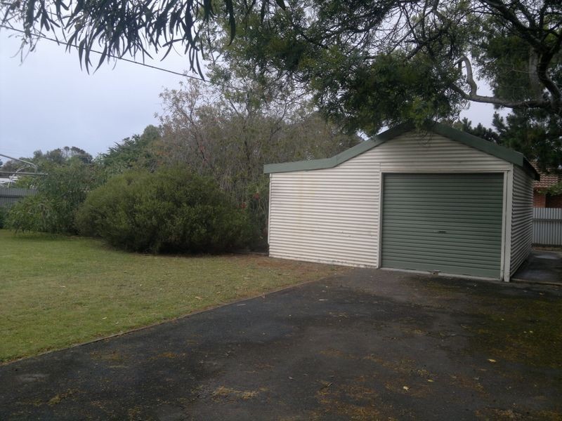 5 Ellis Avenue, Encounter Bay SA 5211