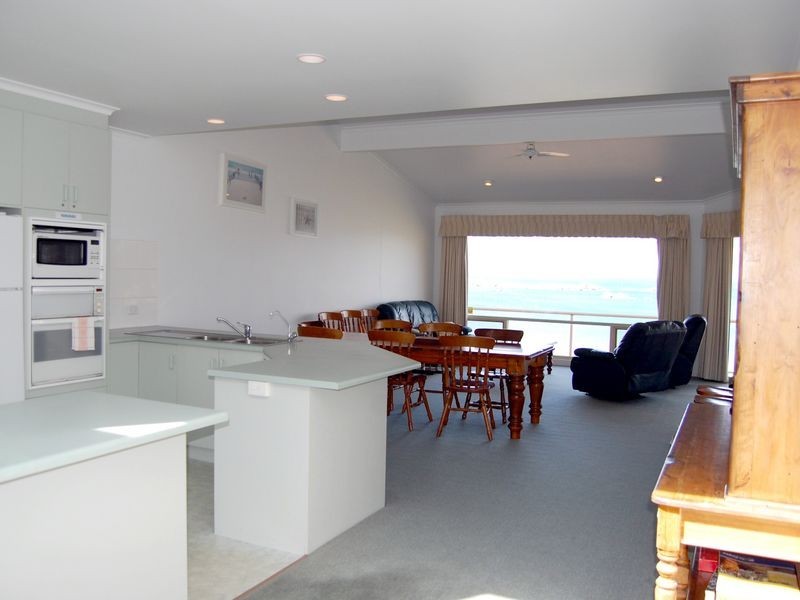 10a Basham Parade, Port Elliot SA 5212