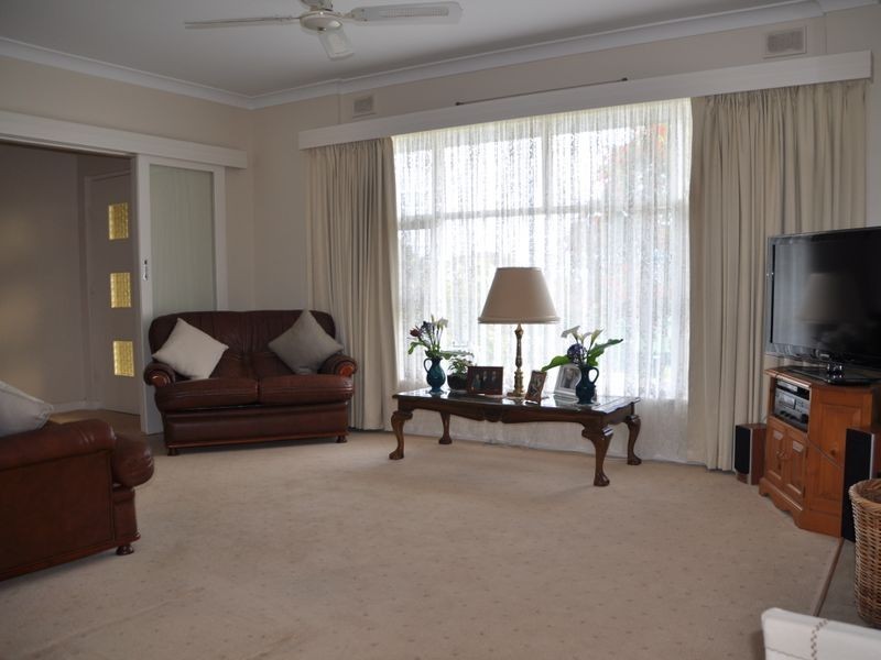 4 Altman Avenue, Victor Harbor SA 5211