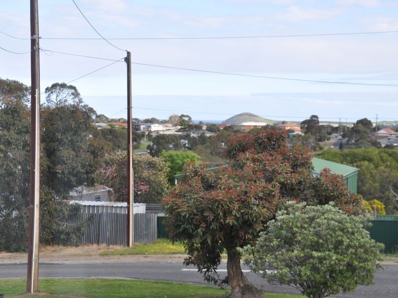 4 Altman Avenue, Victor Harbor SA 5211