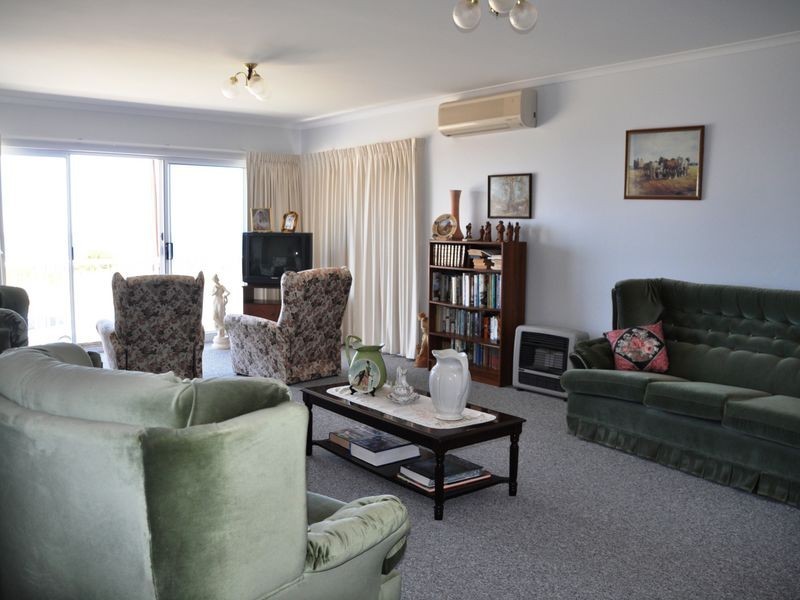 50 Esplanade, Victor Harbor SA 5211