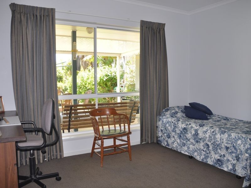 50 Esplanade, Victor Harbor SA 5211