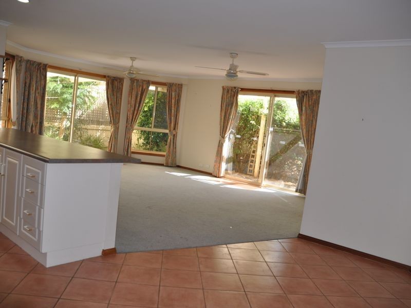 30 Cudmore Road, Mccracken SA 5211