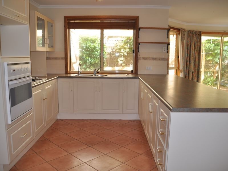 30 Cudmore Road, Mccracken SA 5211