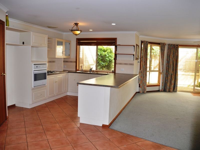 30 Cudmore Road, Mccracken SA 5211