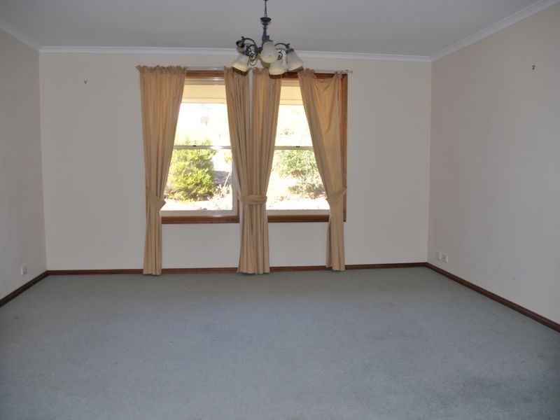 30 Cudmore Road, Mccracken SA 5211