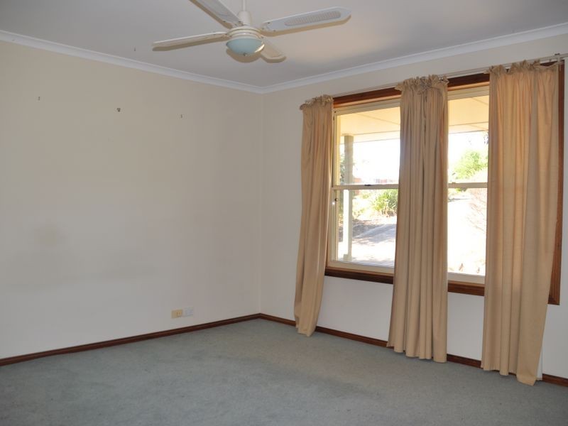 30 Cudmore Road, Mccracken SA 5211