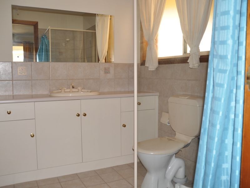 30 Cudmore Road, Mccracken SA 5211