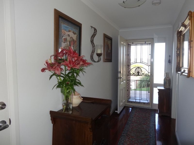 32 Wishart Crescent, Encounter Bay SA 5211