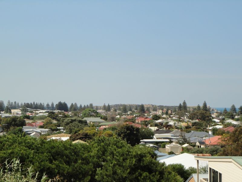 11 Lawson Street, Victor Harbor SA 5211