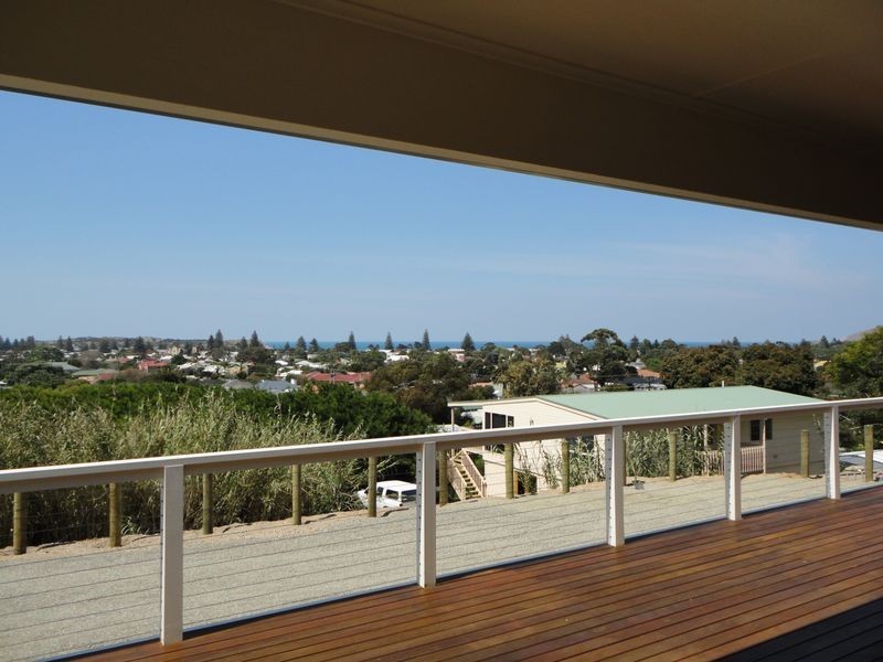 11 Lawson Street, Victor Harbor SA 5211