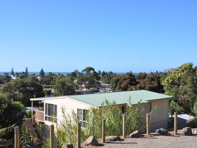 11 Lawson Street, Victor Harbor SA 5211