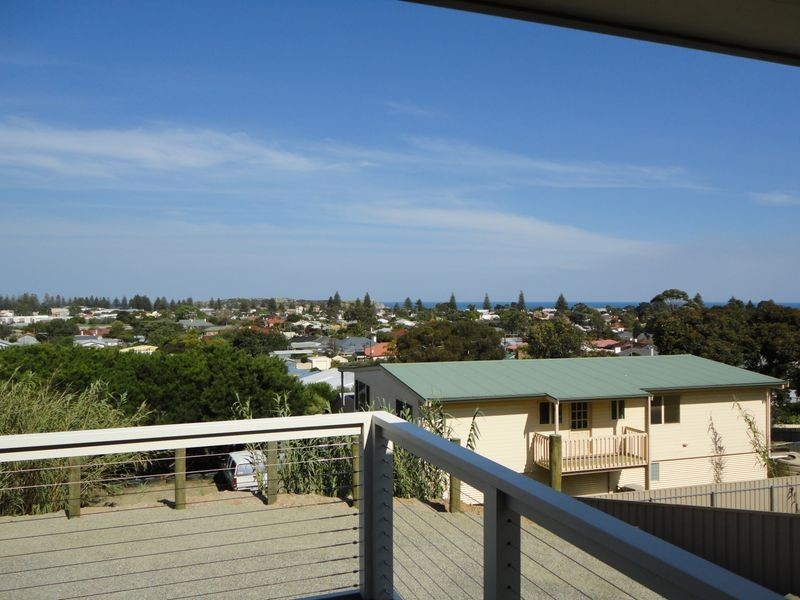 11 Lawson Street, Victor Harbor SA 5211