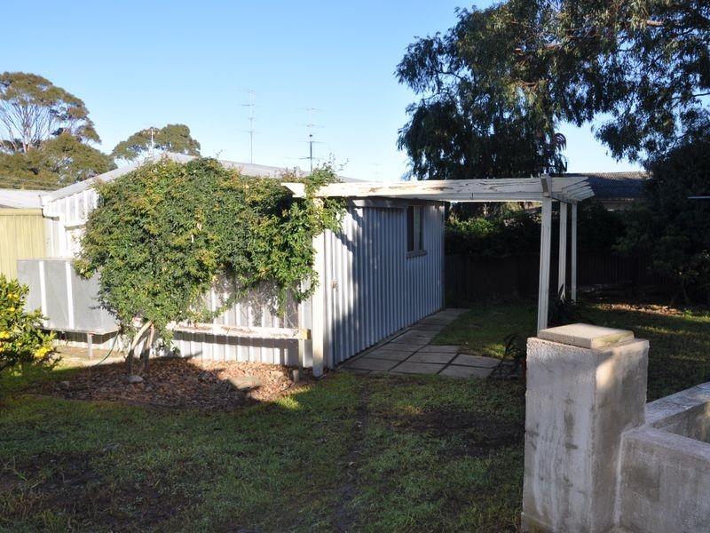 9 Warland Avenue, Victor Harbor SA 5211