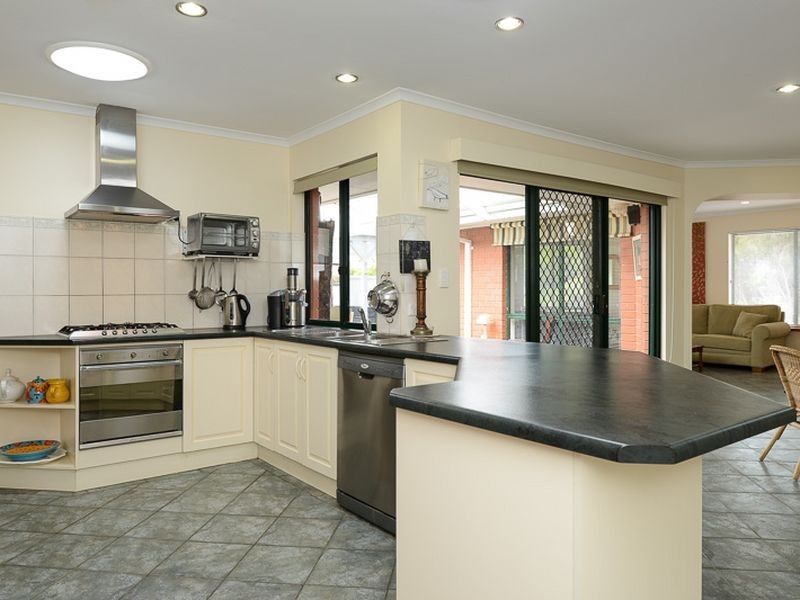 20 Stone Hut Circuit, Encounter Bay SA 5211