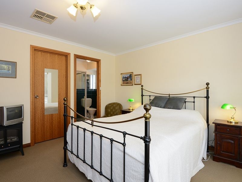 20 Stone Hut Circuit, Encounter Bay SA 5211