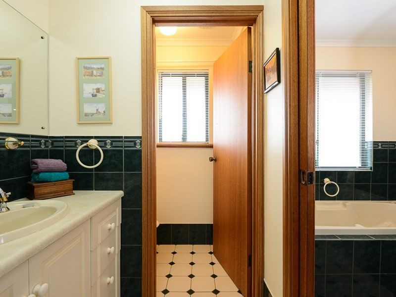 20 Stone Hut Circuit, Encounter Bay SA 5211