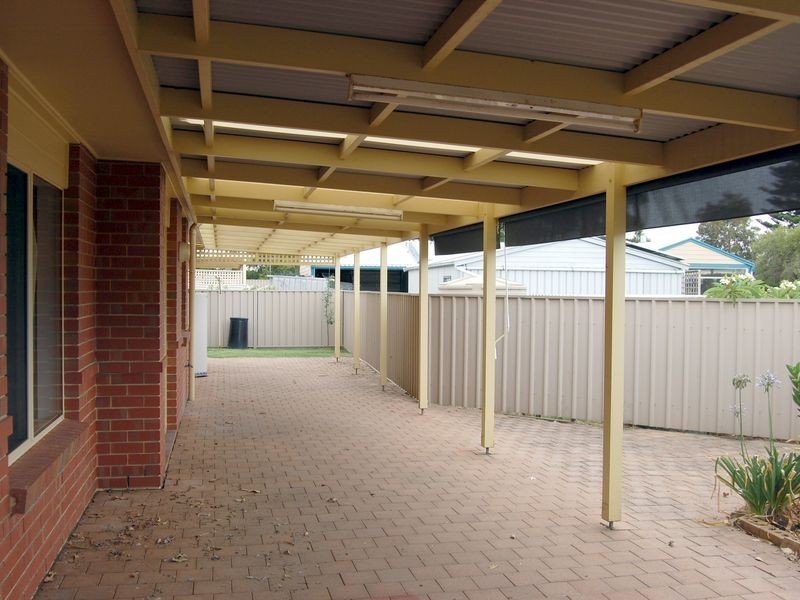3 Beverley Grove, Encounter Bay SA 5211