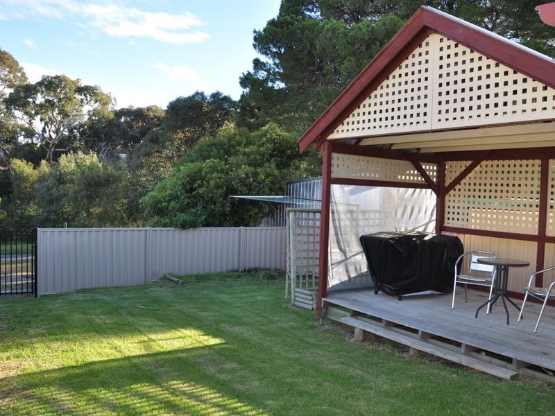 2/51 Grantley Avenue, Victor Harbor SA 5211