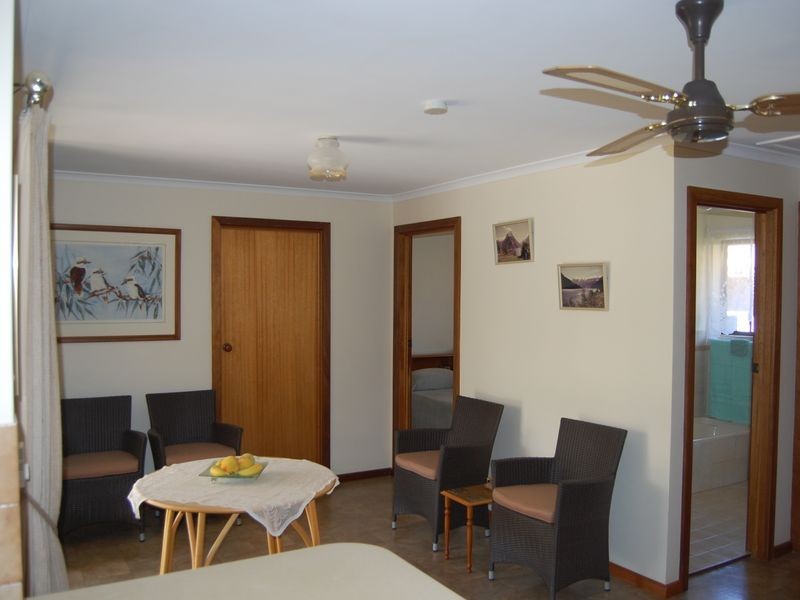 20 Galpin Avenue, Victor Harbor SA 5211