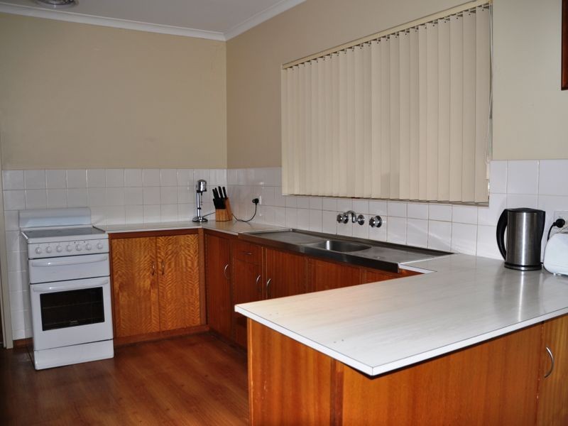 61 Dodson Rd, Encounter Bay SA 5211