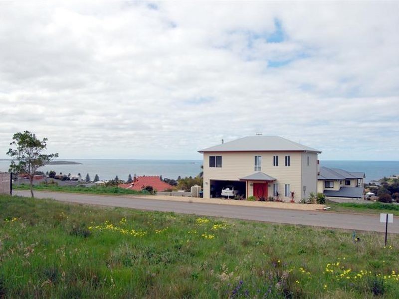 13 Millard Court, Encounter Bay SA 5211