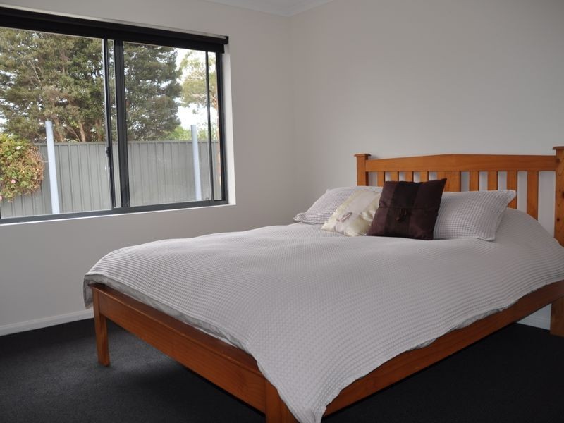 4 Yates Avenue, Hayborough SA 5211