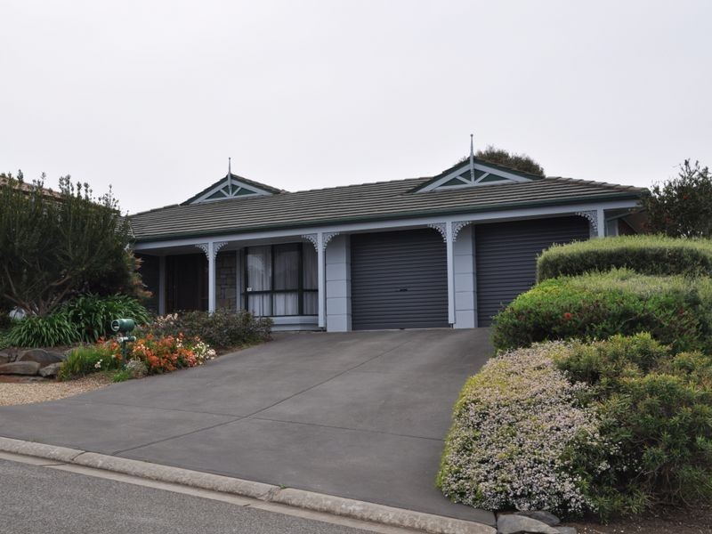 32 Southern Right Cres, Encounter Bay SA 5211