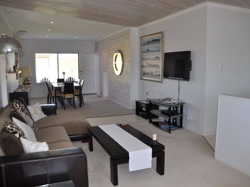 38 Seagull Ave, Hayborough SA 5211