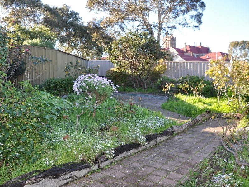 2/52 Grantley Avenue, Victor Harbor SA 5211