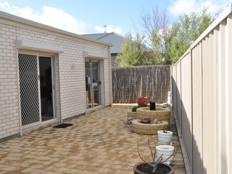 4 Smith Street, Encounter Bay SA 5211