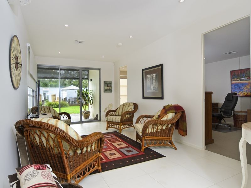 3/4 Wood Street, Encounter Bay SA 5211