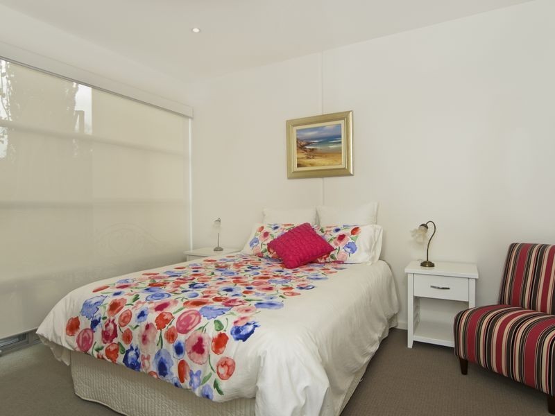 3/4 Wood Street, Encounter Bay SA 5211