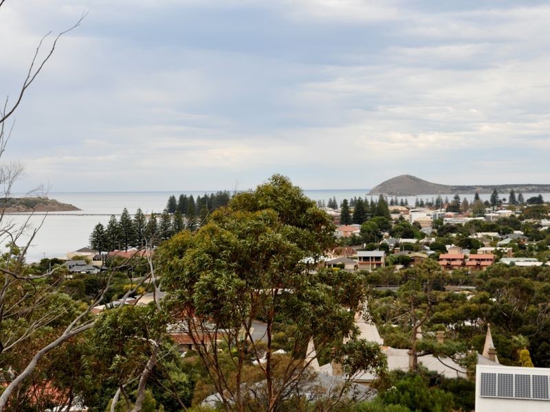 21 Honeyman Grove, Mccracken SA 5211