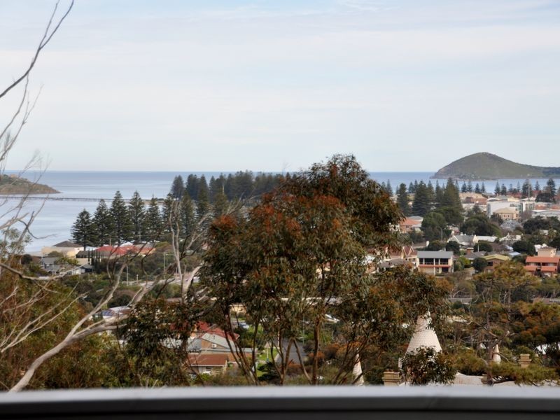 21 Honeyman Grove, Mccracken SA 5211