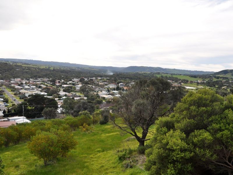 21 Honeyman Grove, Mccracken SA 5211