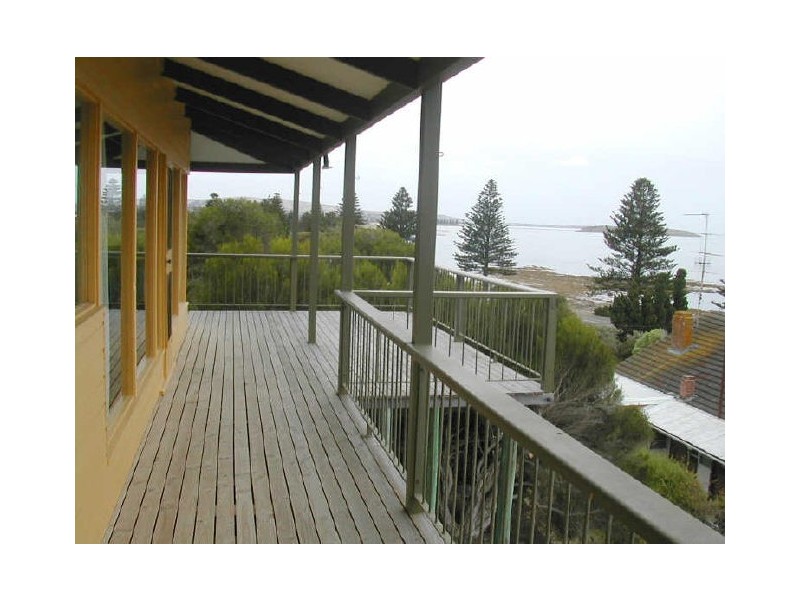 9 Hart Avenue, Encounter Bay SA 5211