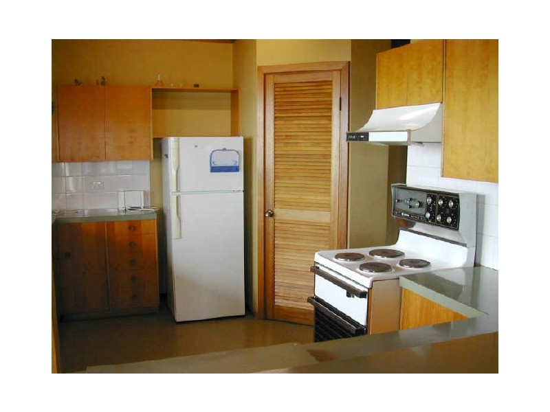 9 Hart Avenue, Encounter Bay SA 5211