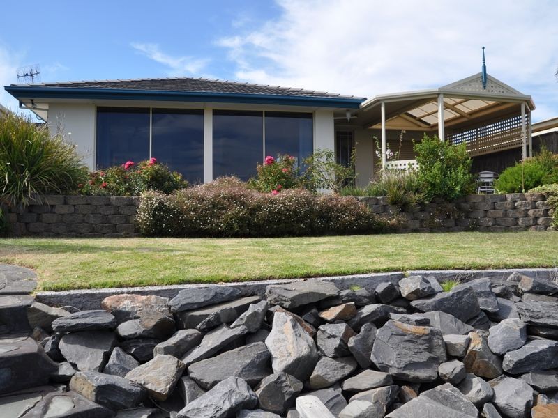 17 Clipper Court, Encounter Bay SA 5211
