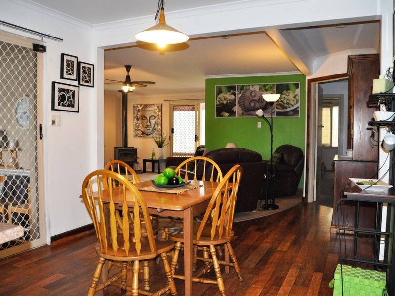 12 Swain Road, Victor Harbor SA 5211