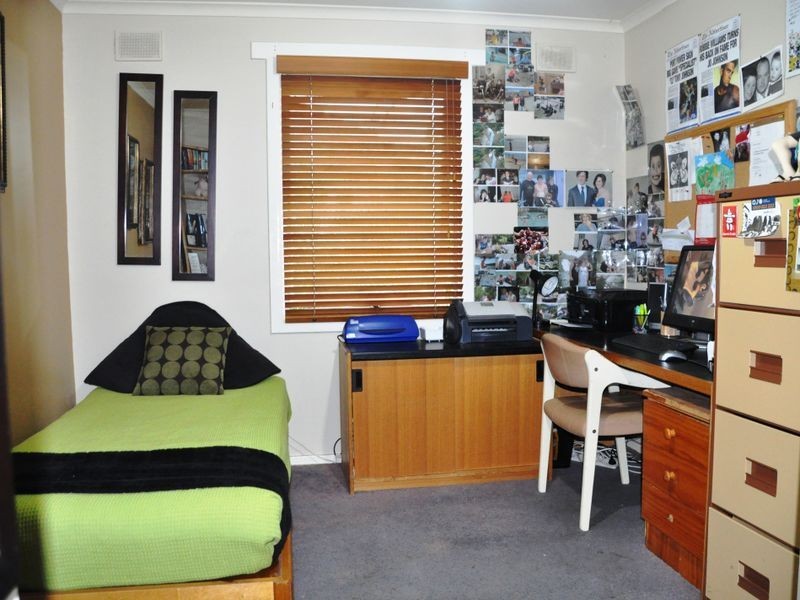 12 Swain Road, Victor Harbor SA 5211