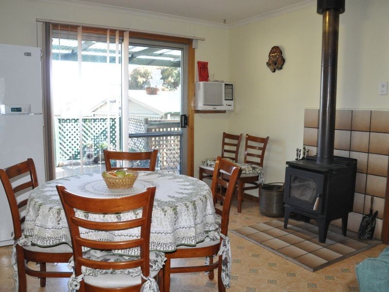 47 Warland Avenue, Victor Harbor SA 5211