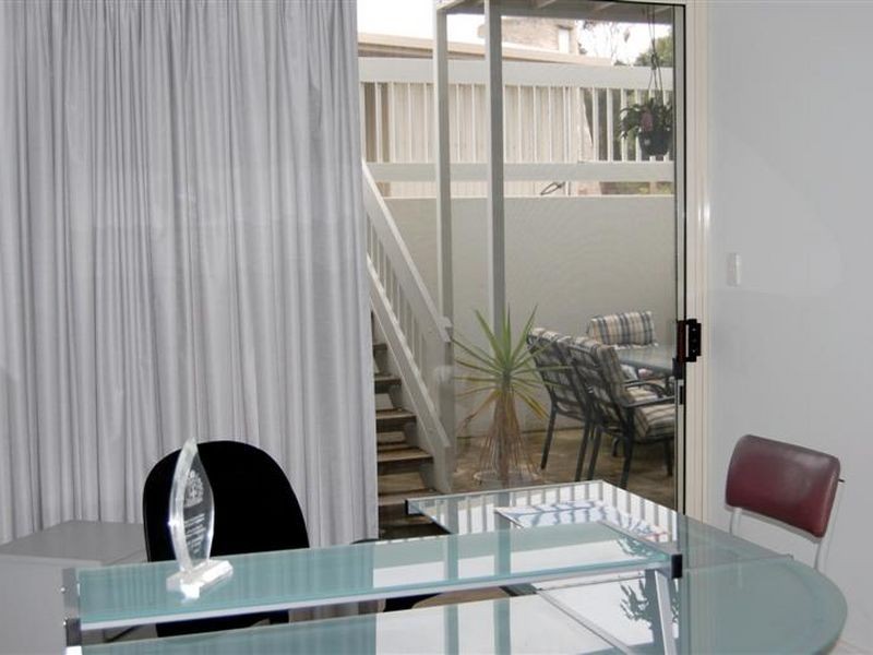 9 Franklin Pde, Encounter Bay SA 5211