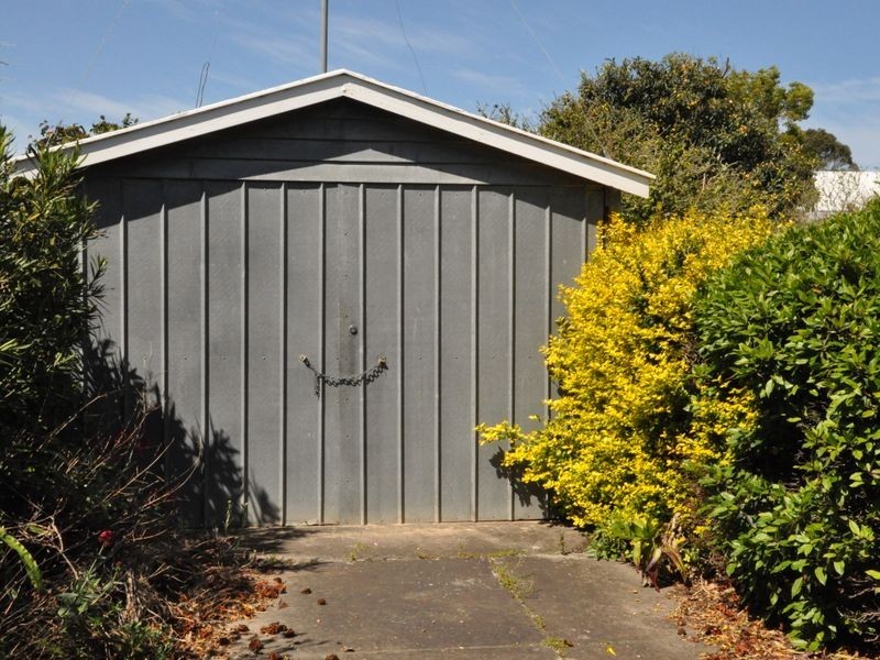 12 Leworthy Street, Victor Harbor SA 5211