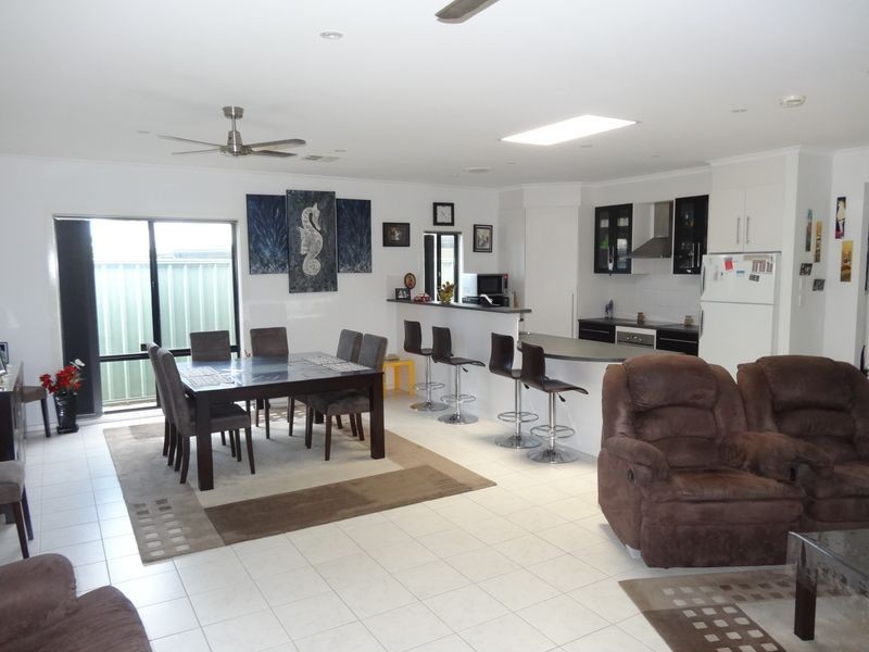 11 Riverway Court, Mccracken SA 5211