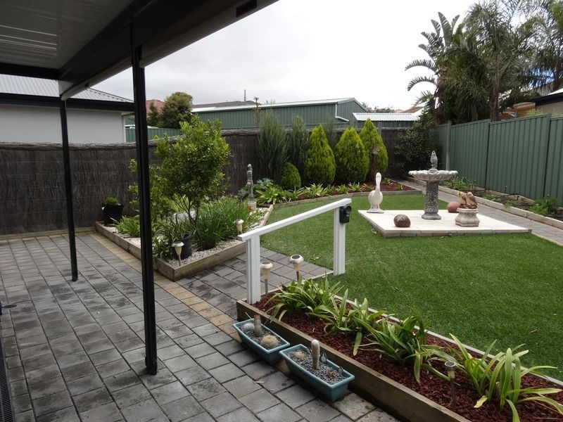 11 Riverway Court, Mccracken SA 5211