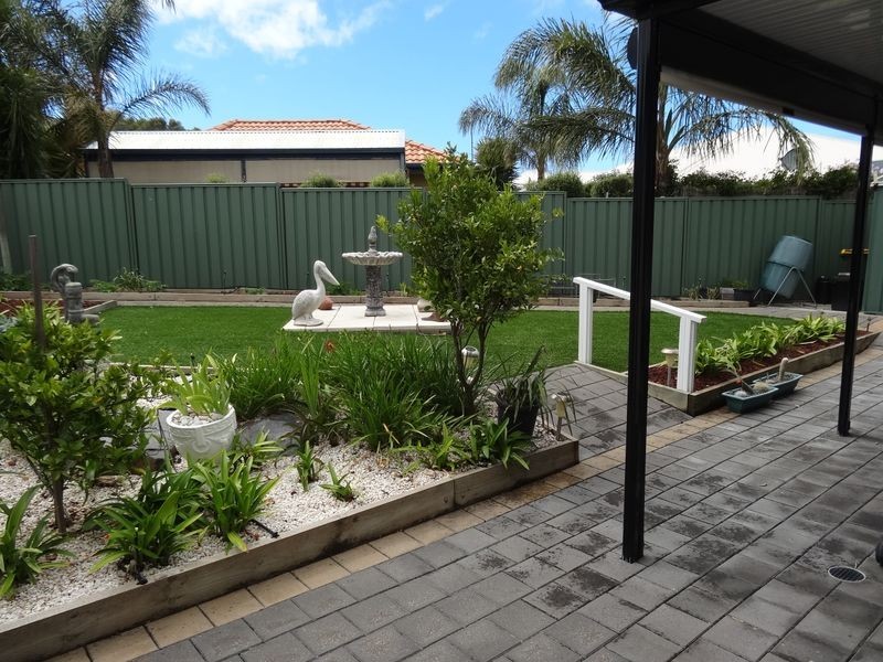 11 Riverway Court, Mccracken SA 5211