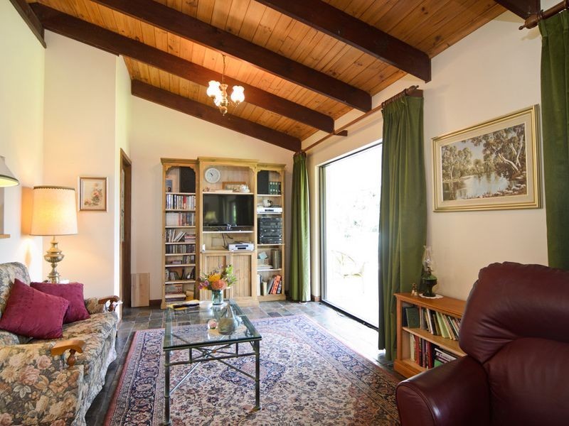 30 Finniss Road, Victor Harbor SA 5211