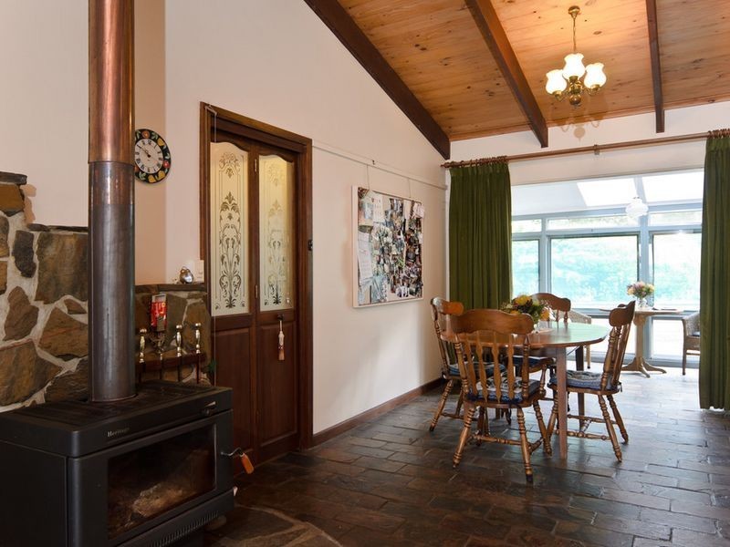 30 Finniss Road, Victor Harbor SA 5211