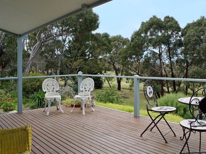 30 Finniss Road, Victor Harbor SA 5211